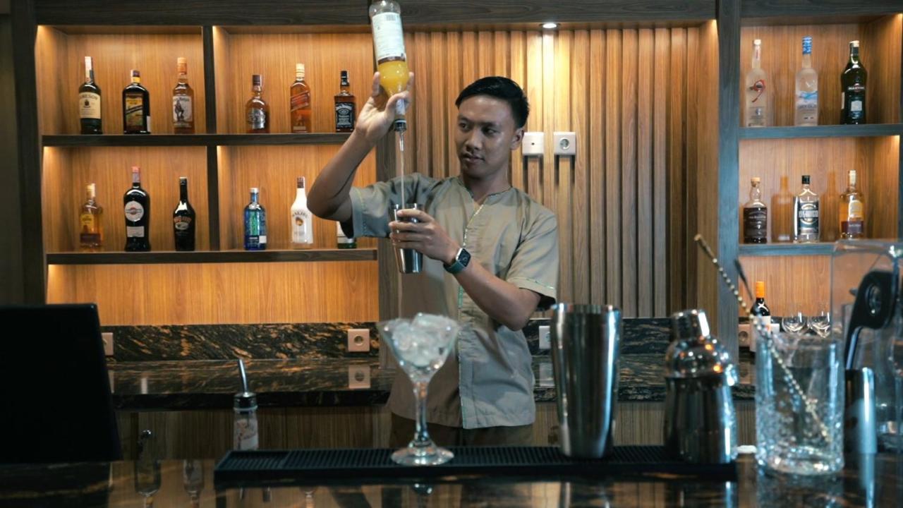 Dream Of Aventus Hotel Kuta 꾸따 외부 사진